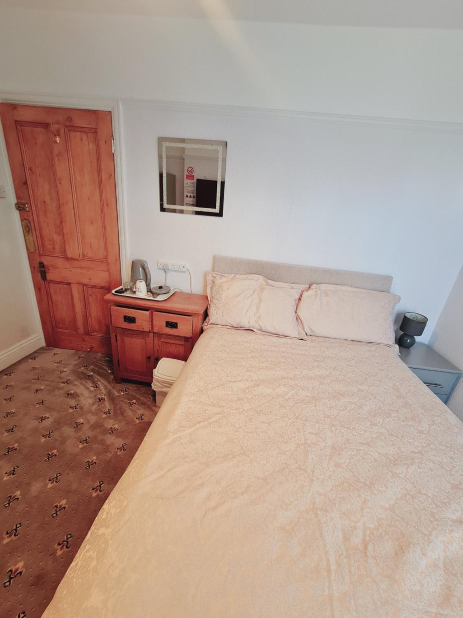 Burnham-on-Sea Thornbury Accommodation מראה חיצוני תמונה